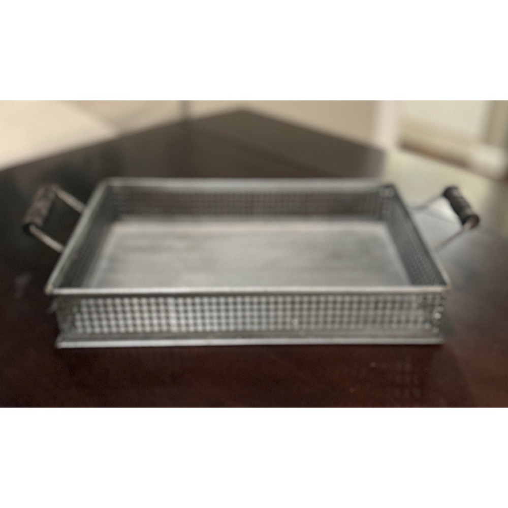 Vintage Rustic Wood Handled Industrial Farmhouse Serving Mesh Metal Pan Tray